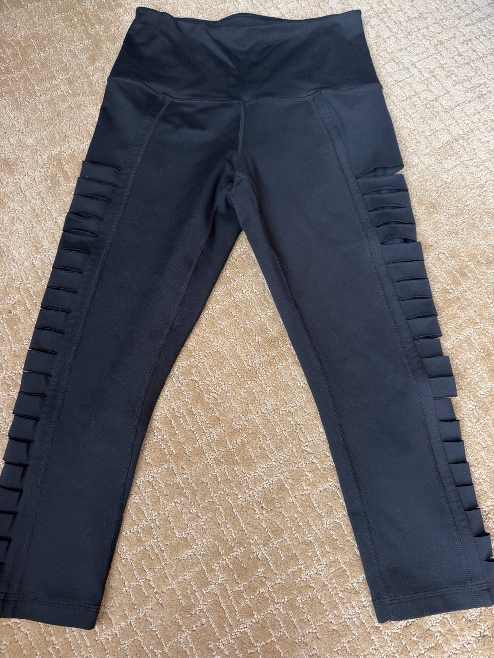 Zella Black Ladder Cutout High Waist Crop Leggings Size Small